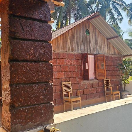 Bhatye Beach Resort Ratnāgiri Buitenkant foto